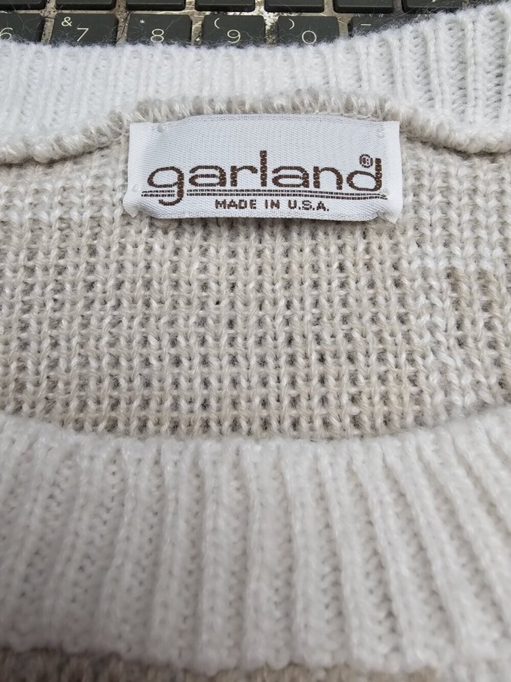 Garland Tan White Vintage Knit Sweater USA Made Women's Large Geometric Pattern - Picture 3 of 5